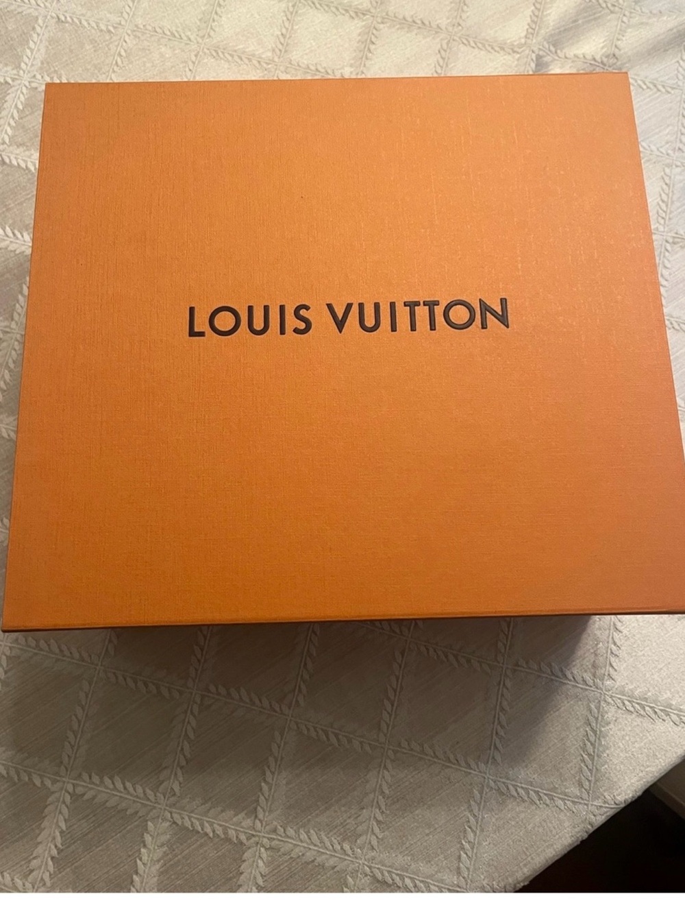 Louis Vuitton box for bags. Empty good condition